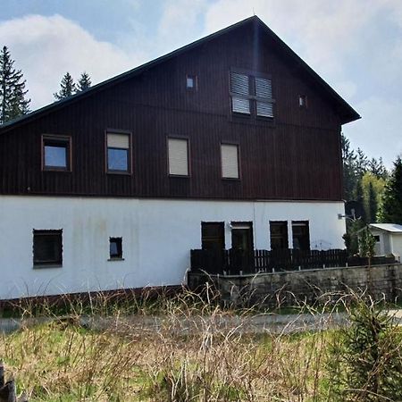 Erzgruen - Aktiv Und Entspannt Im Gruenen Lägenhet Zwönitz Exteriör bild